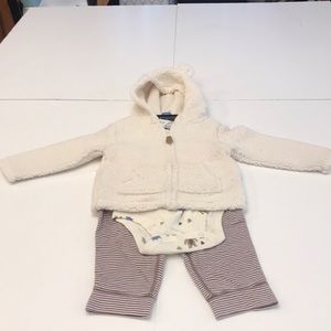 Cute complete outfit. Jacket with pants and onesie